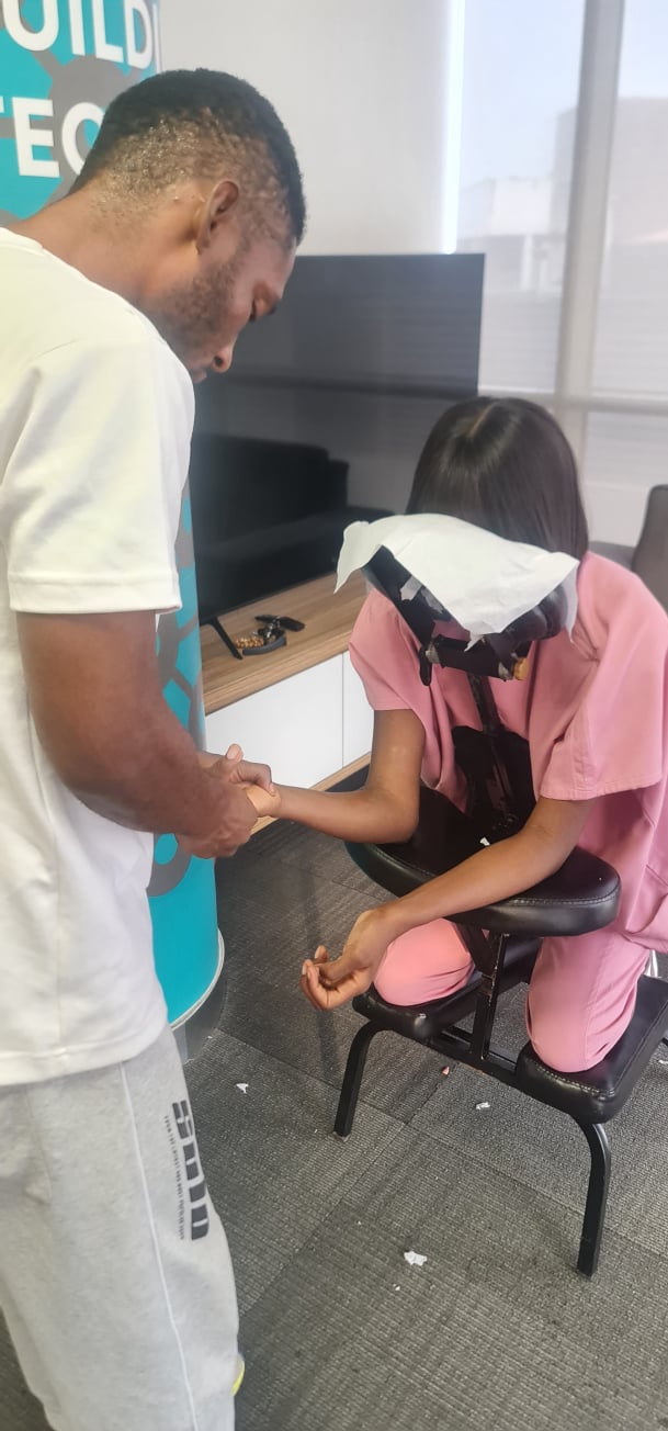 Organque SPA  office massage